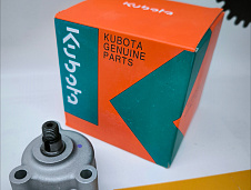 Масляный насос Kubota D722. D782. D902. DF752. DF972. DG972. WG750. WG752. WG972. Z402. Z482. Z602. 16851-35010. 16851-35012